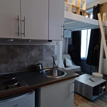 Hyper Centre Entre Port Et Remblai