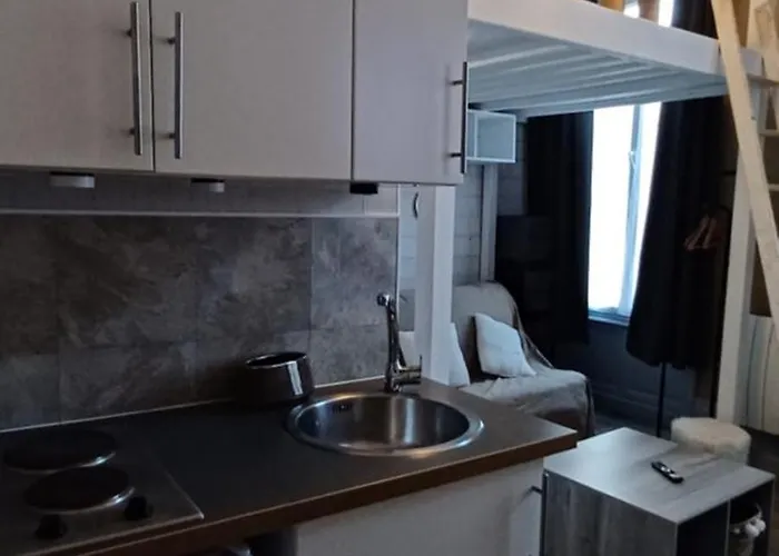 Hyper Centre Entre Port Et Remblai